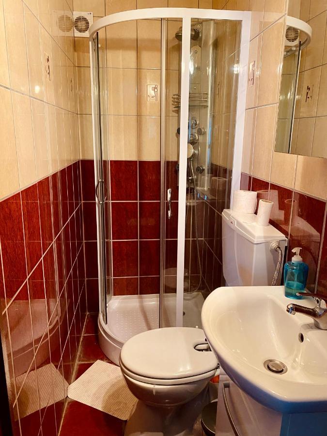 Viztuekoer Apartman ตีฮานี ภายนอก รูปภาพ