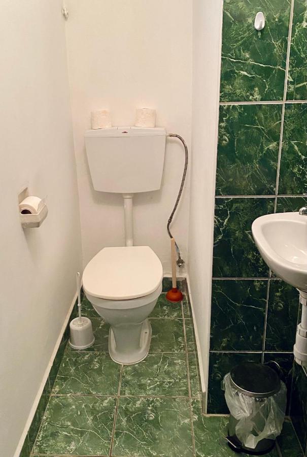 Viztuekoer Apartman ตีฮานี ภายนอก รูปภาพ